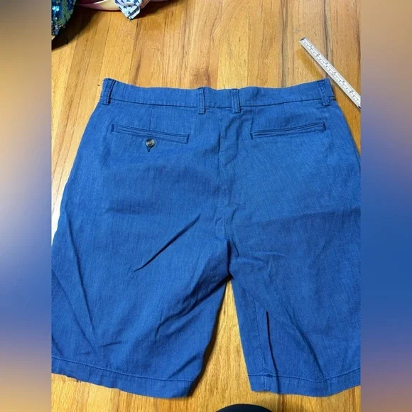 Old Navy Men's Blue Shorts - Picture 10 of 10